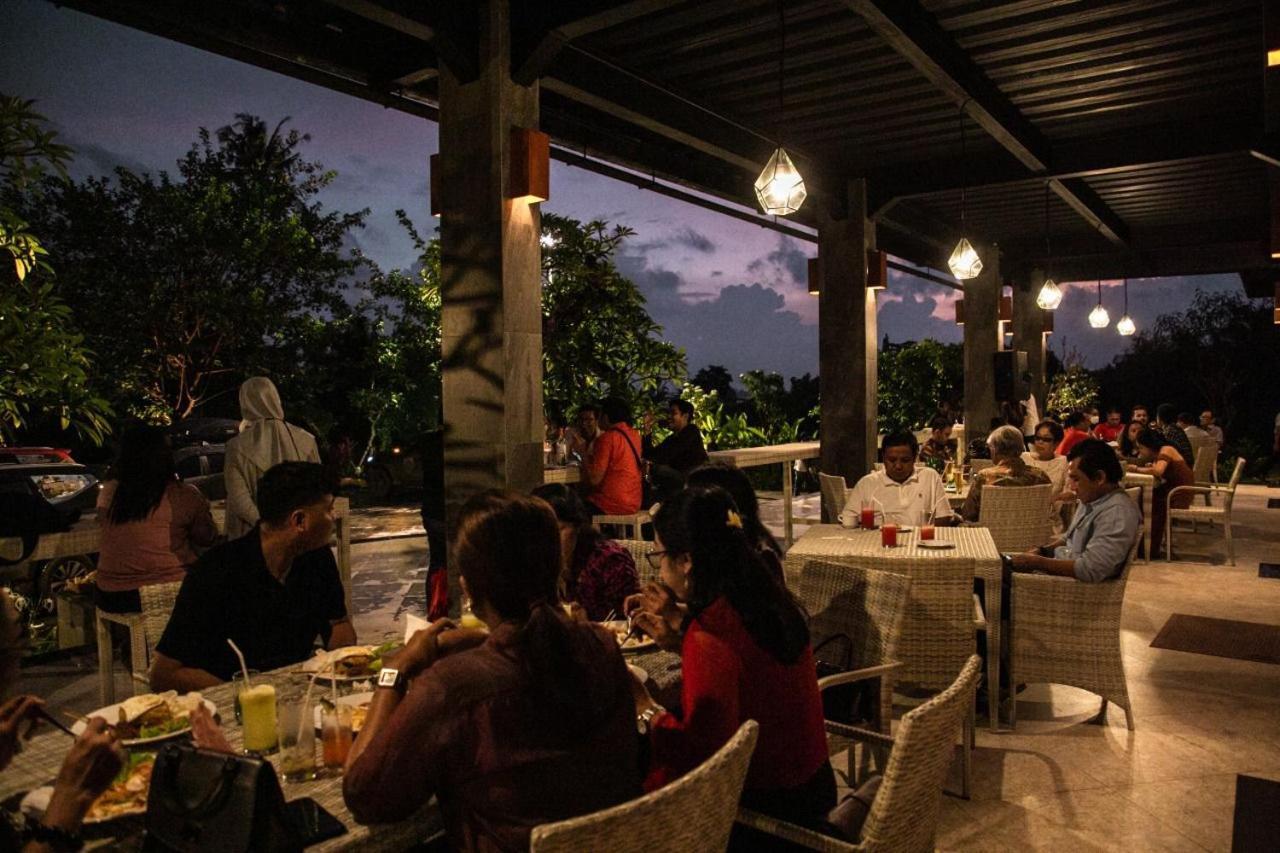 Kori Maharani Villas & Resort เกอรามัส ภายนอก รูปภาพ