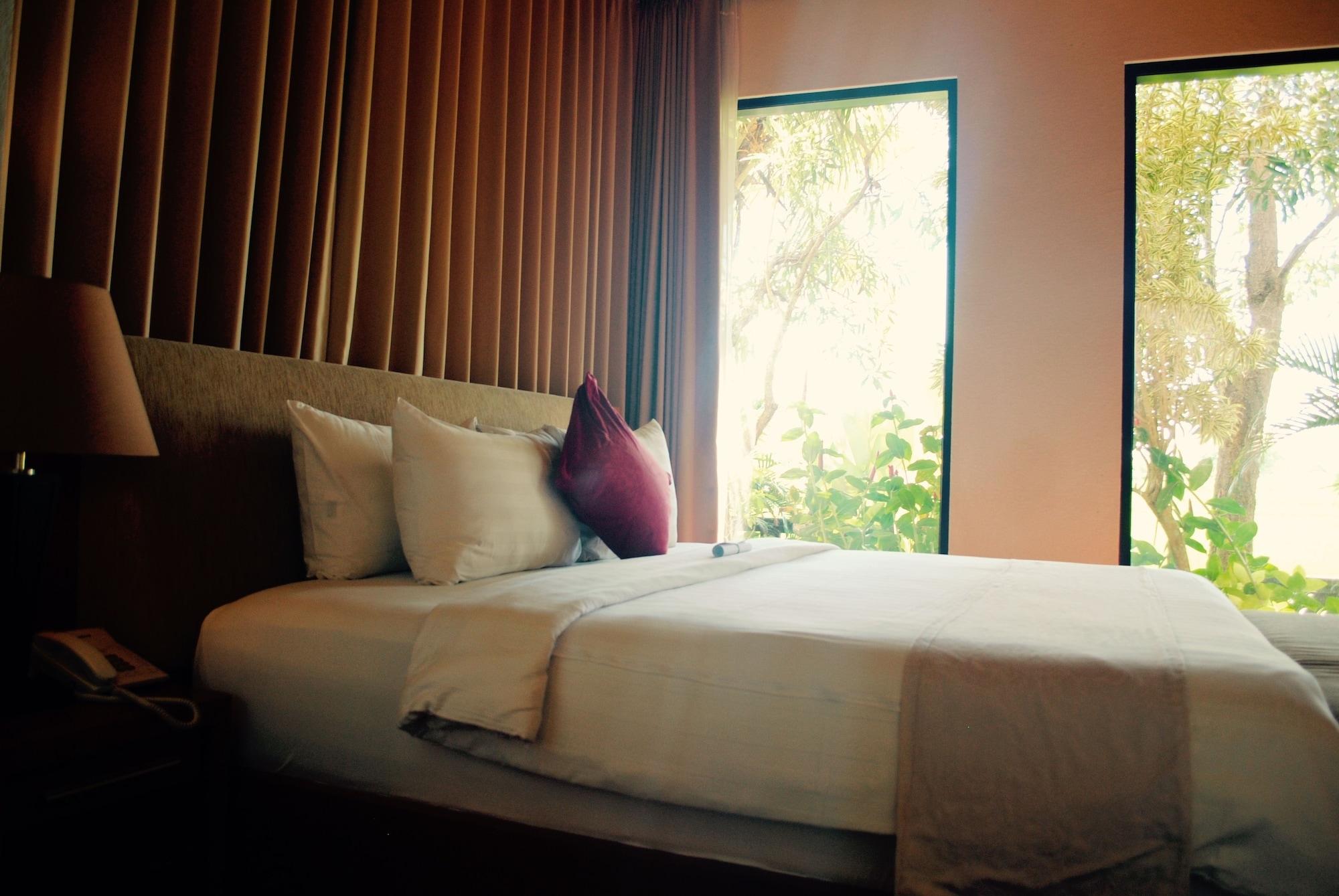 Kori Maharani Villas & Resort เกอรามัส ภายนอก รูปภาพ