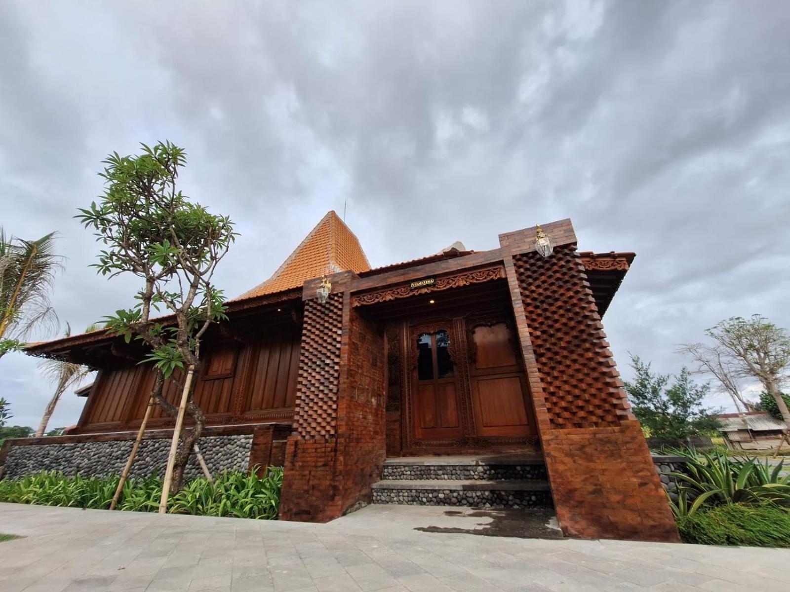 Kori Maharani Villas & Resort เกอรามัส ภายนอก รูปภาพ
